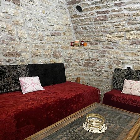 Guest House Memushi Гірокастра Екстер'єр фото