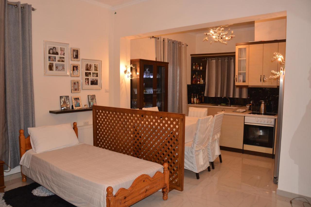 Guest House Memushi Гірокастра Екстер'єр фото
