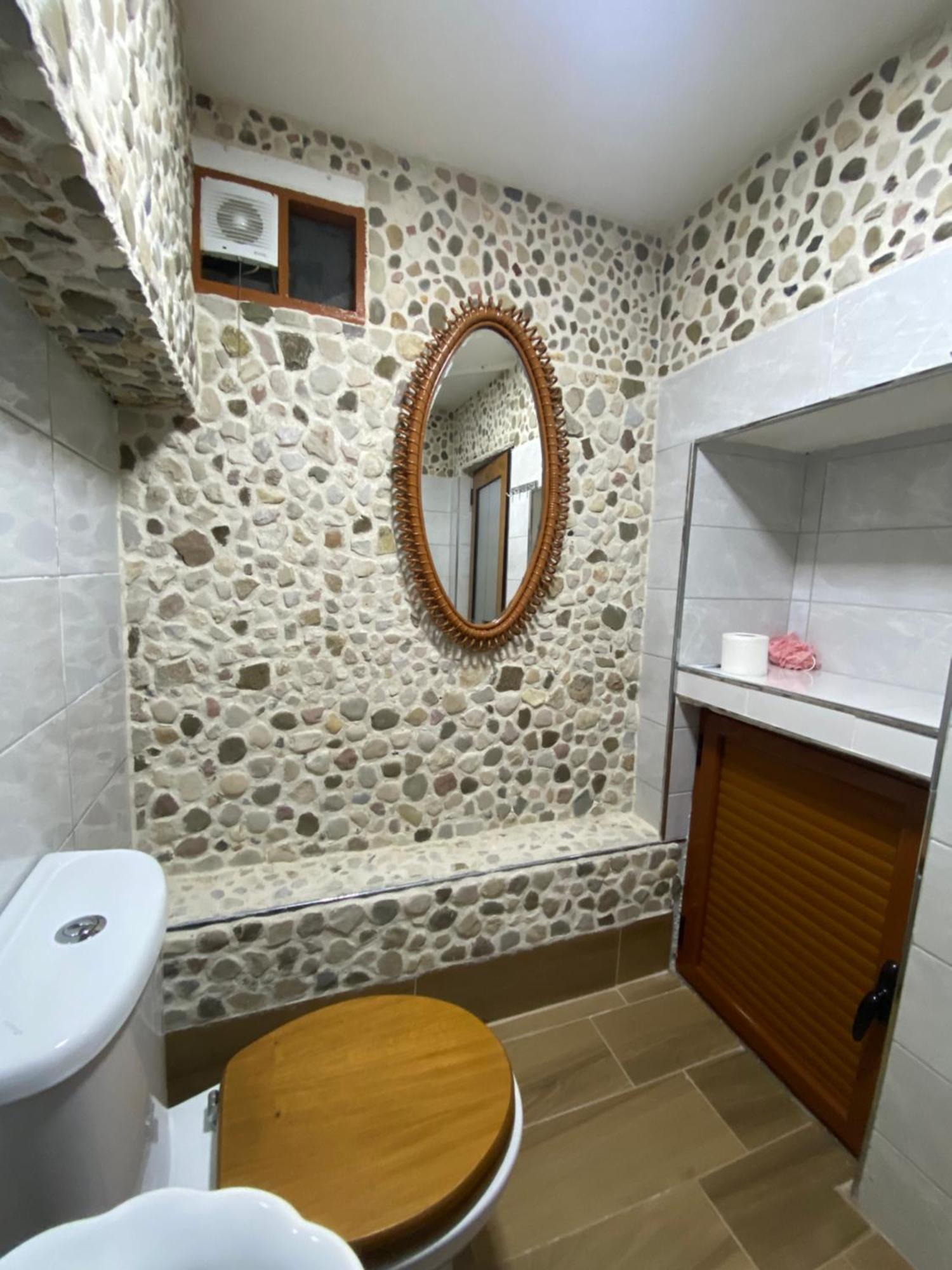 Guest House Memushi Гірокастра Екстер'єр фото